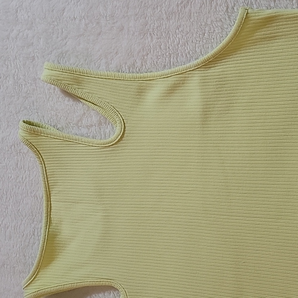 AMERICAN EAGLE OUTFITTER CROP TOP LARGE - Picture 8 of 8